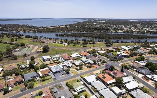 18 Eagle Crescent, Eaton