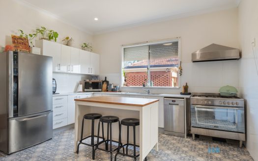 50 Austral Pde, East Bunbury, WA 6230