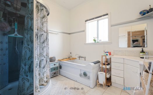 50 Austral Pde, East Bunbury, WA 6230