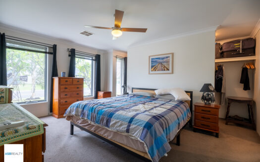 13 Solstice Way, Australind WA 6233