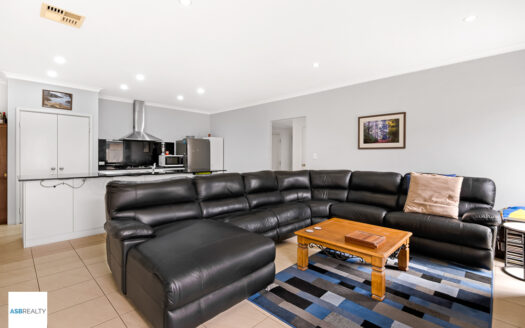 13 Solstice Way, Australind WA 6233