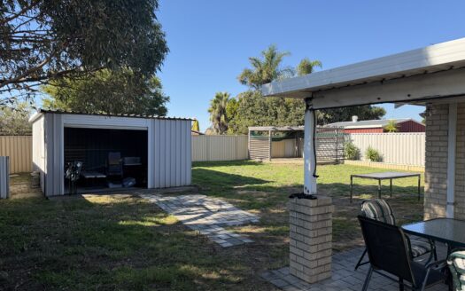 5 Brand Avenue, Usher