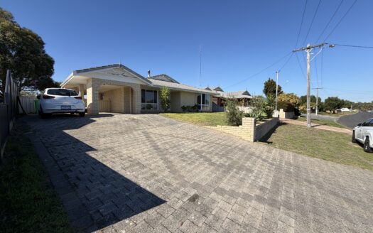5 Brand Avenue, Usher